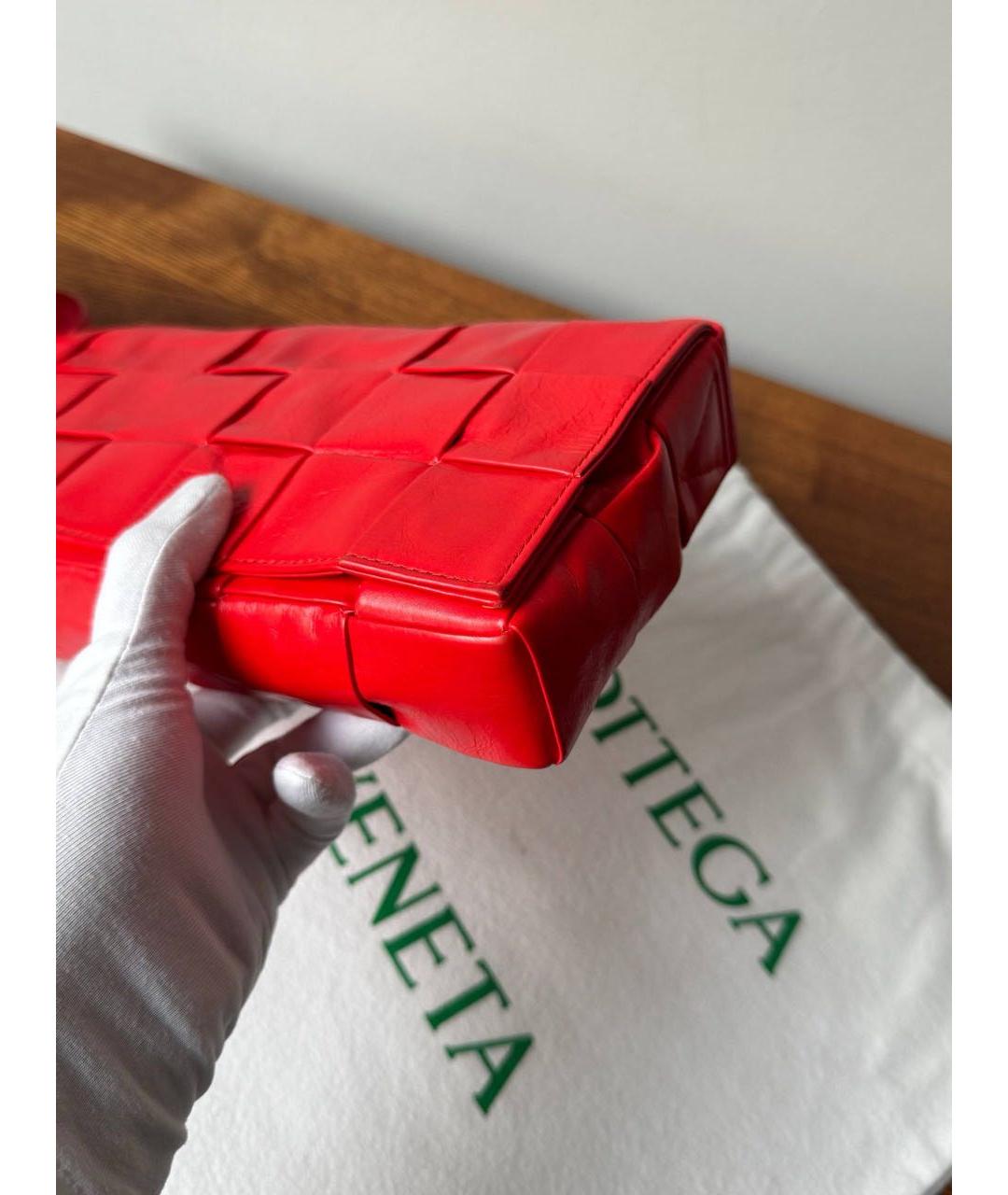 BOTTEGA VENETA Красная кожаная сумка через плечо, фото 6