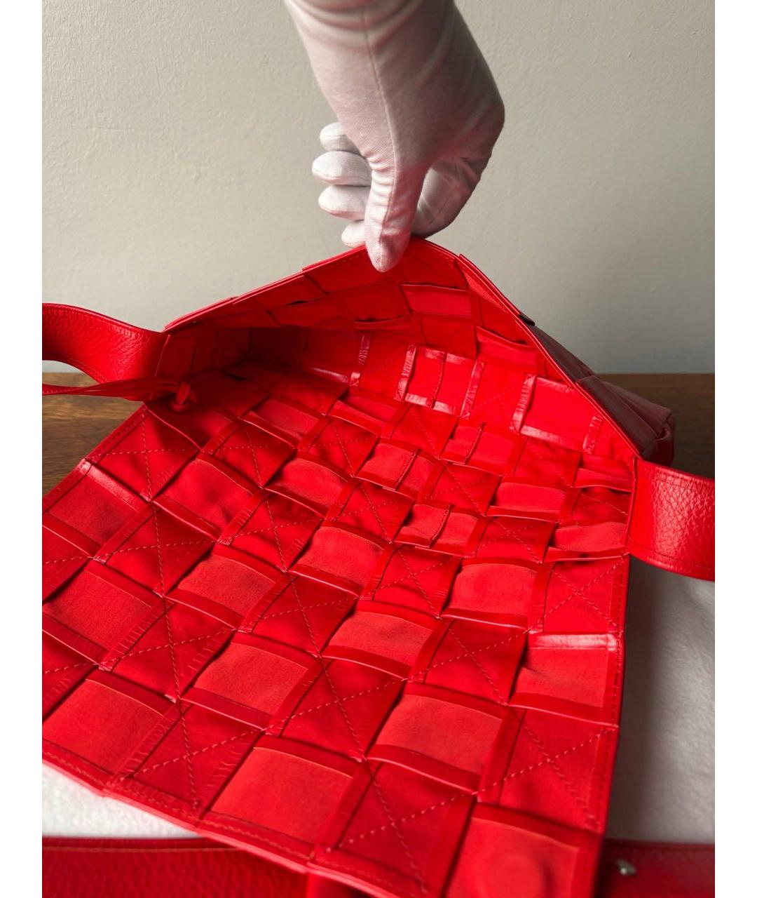BOTTEGA VENETA Красная кожаная сумка через плечо, фото 7