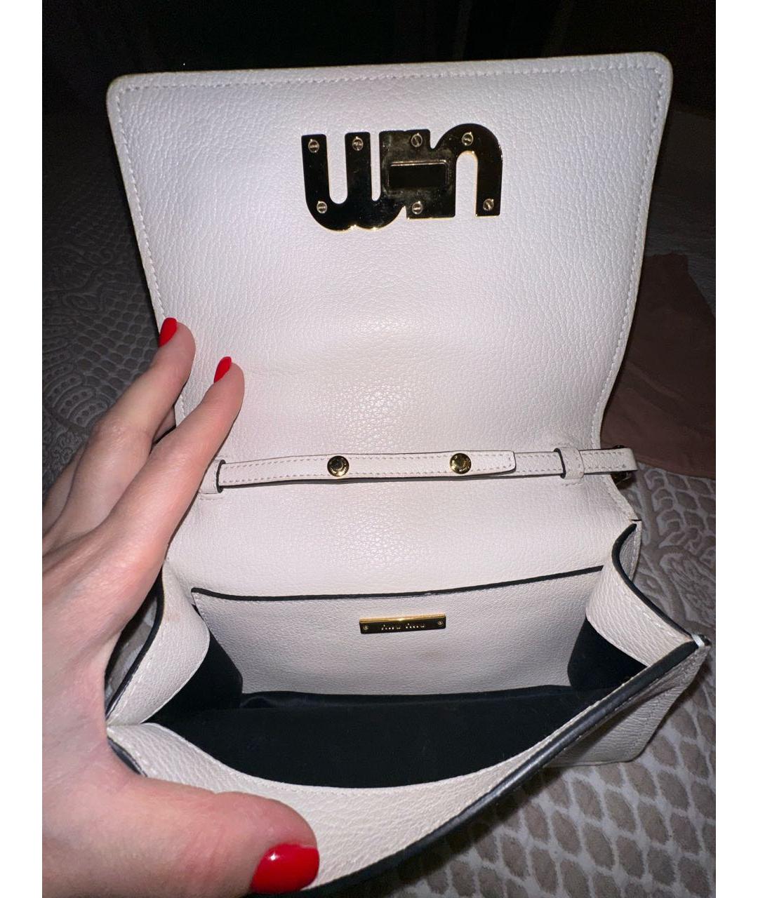 MIU MIU Белая кожаная сумка через плечо, фото 4