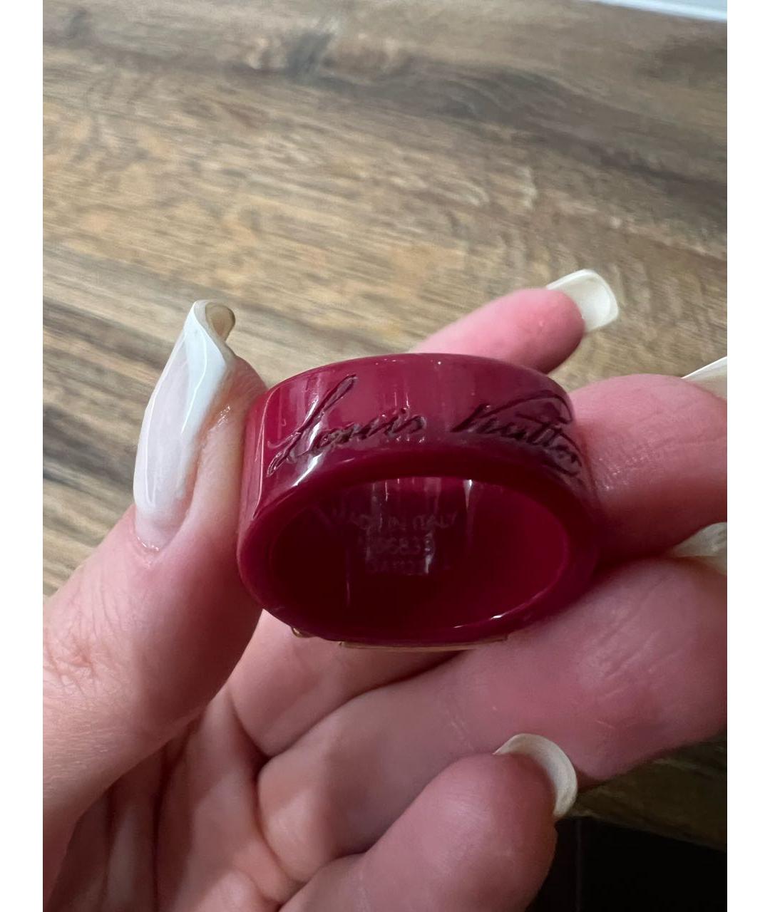 LOUIS VUITTON Бордовое пластиковое кольцо, фото 4