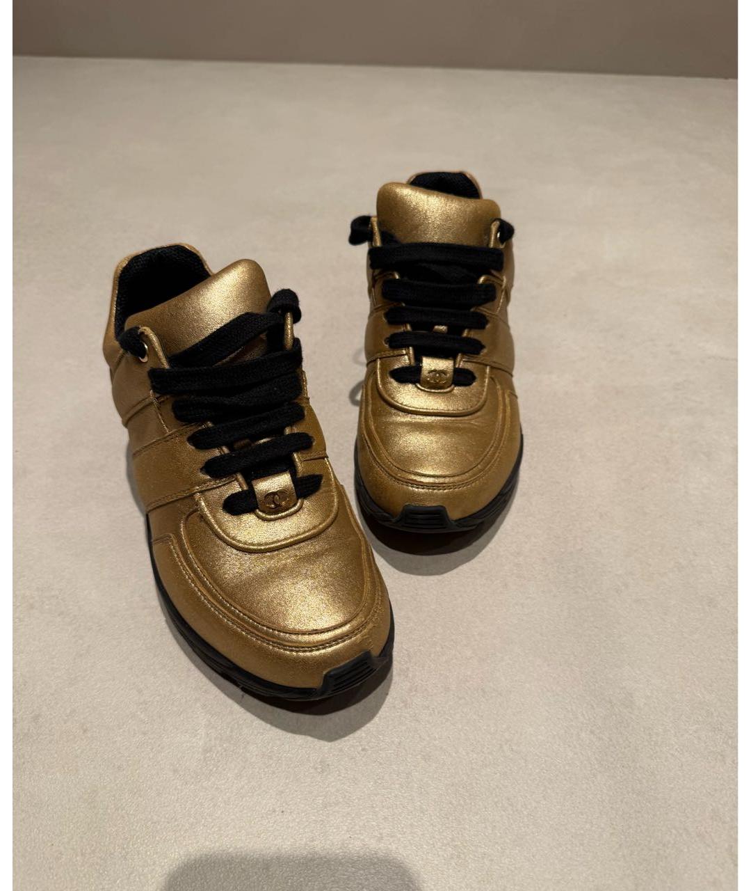 CHANEL Золотые кожаные кроссовки, фото 8