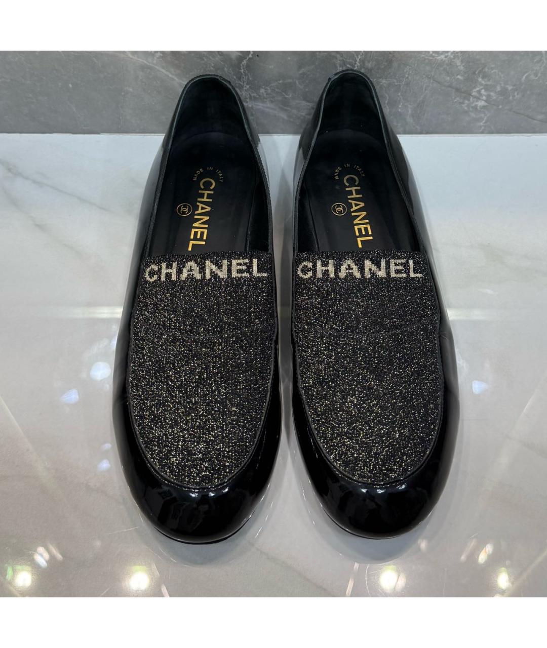 CHANEL Черные лоферы из лакированной кожи, фото 3