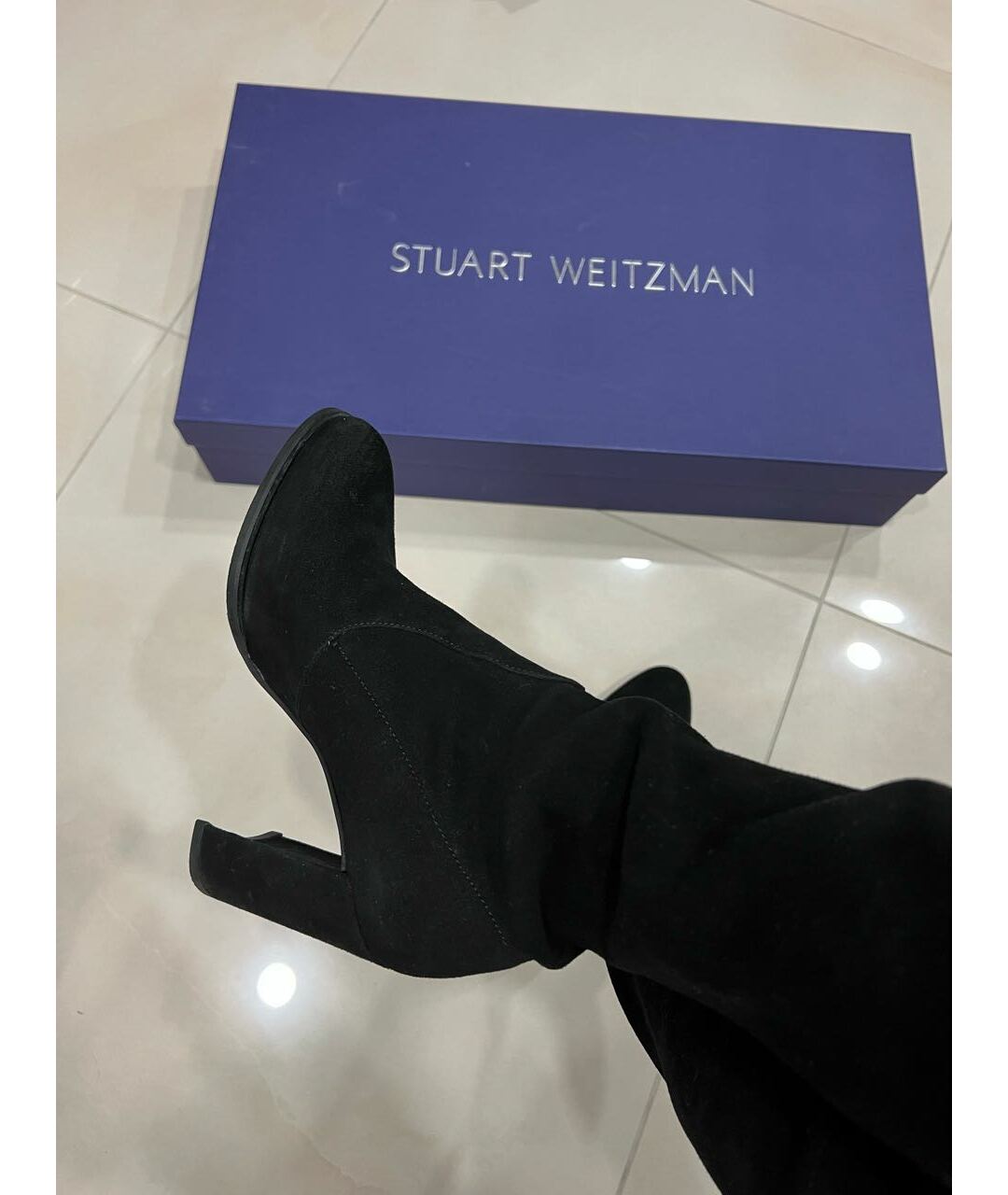 STUART WEITZMAN Черные замшевые ботфорты, фото 3