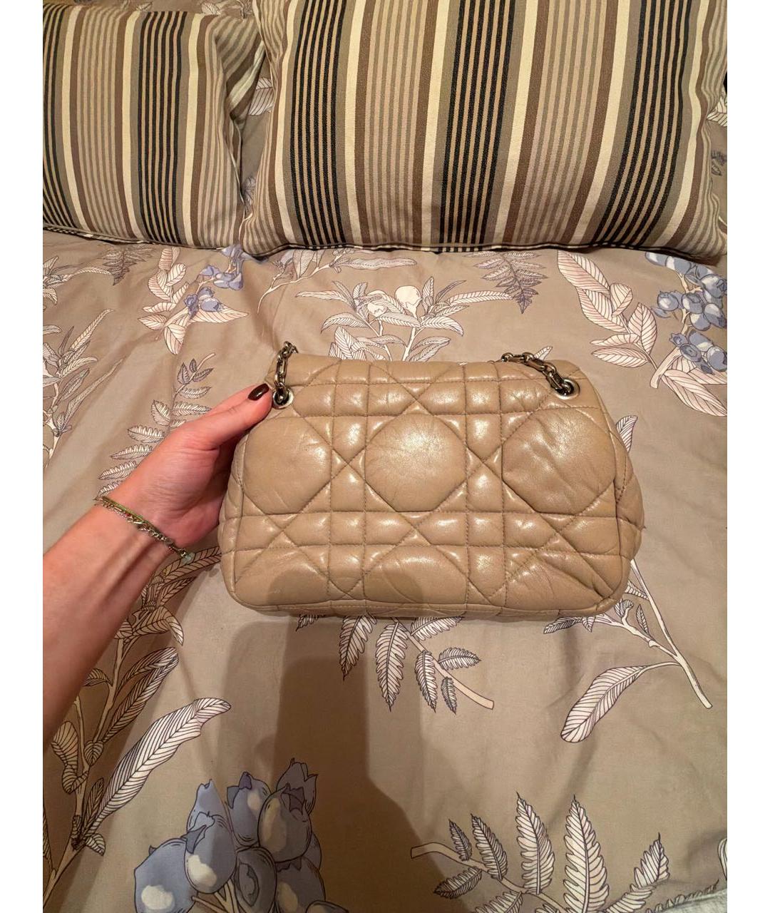 CHRISTIAN DIOR Бежевая кожаная сумка через плечо, фото 3