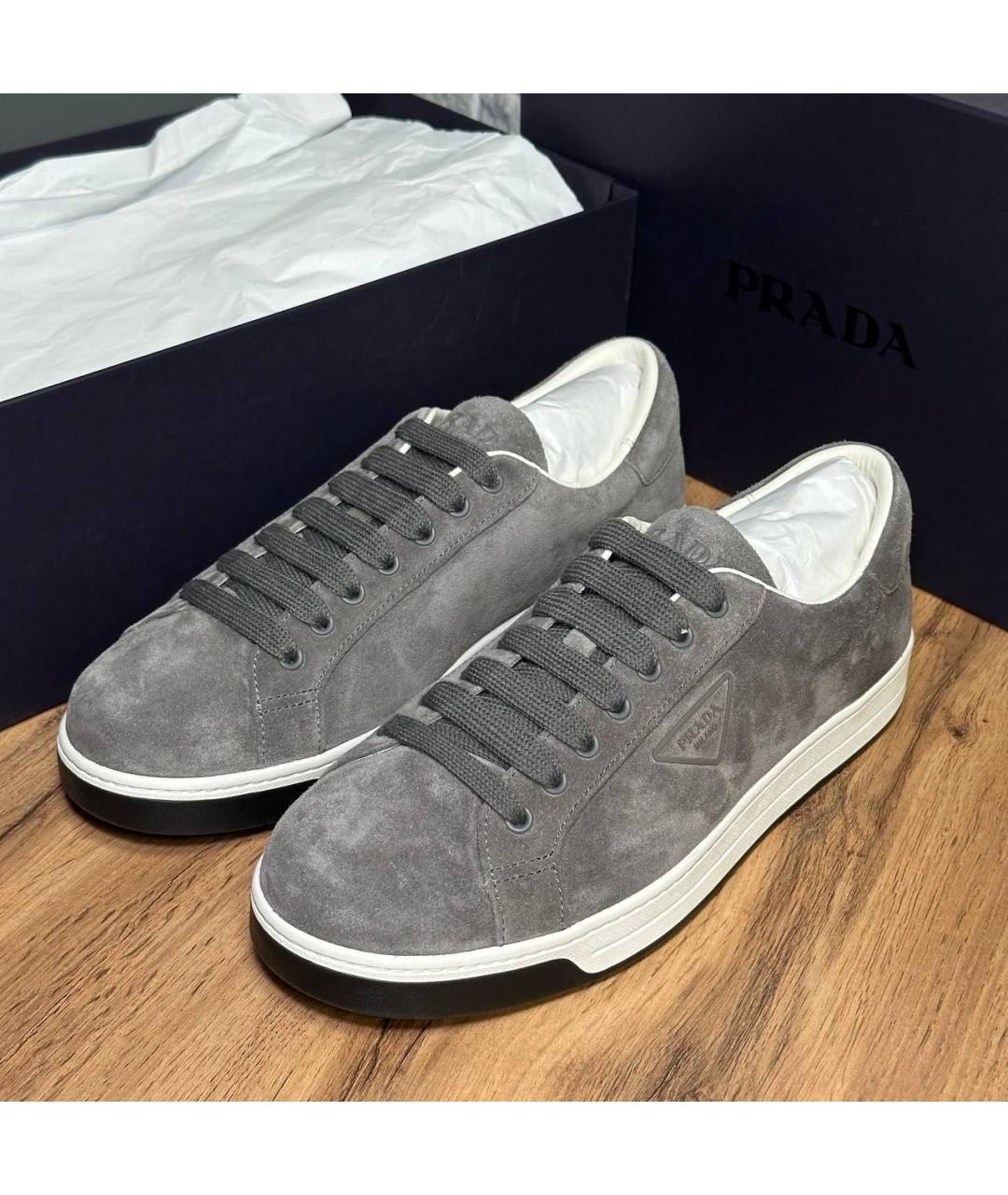 PRADA Серые замшевые низкие кроссовки / кеды, фото 6