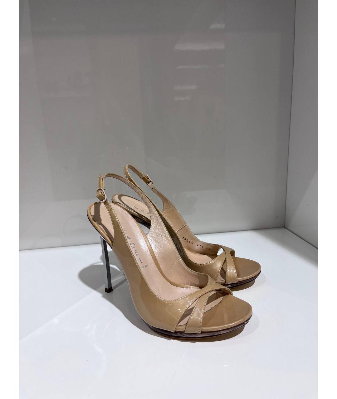 CASADEI Бежевые кожаные босоножки, фото 5