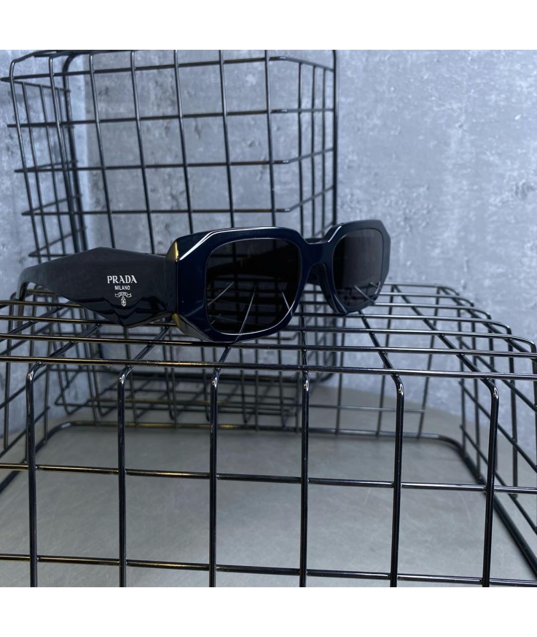 PRADA Черные пластиковые солнцезащитные очки, фото 8