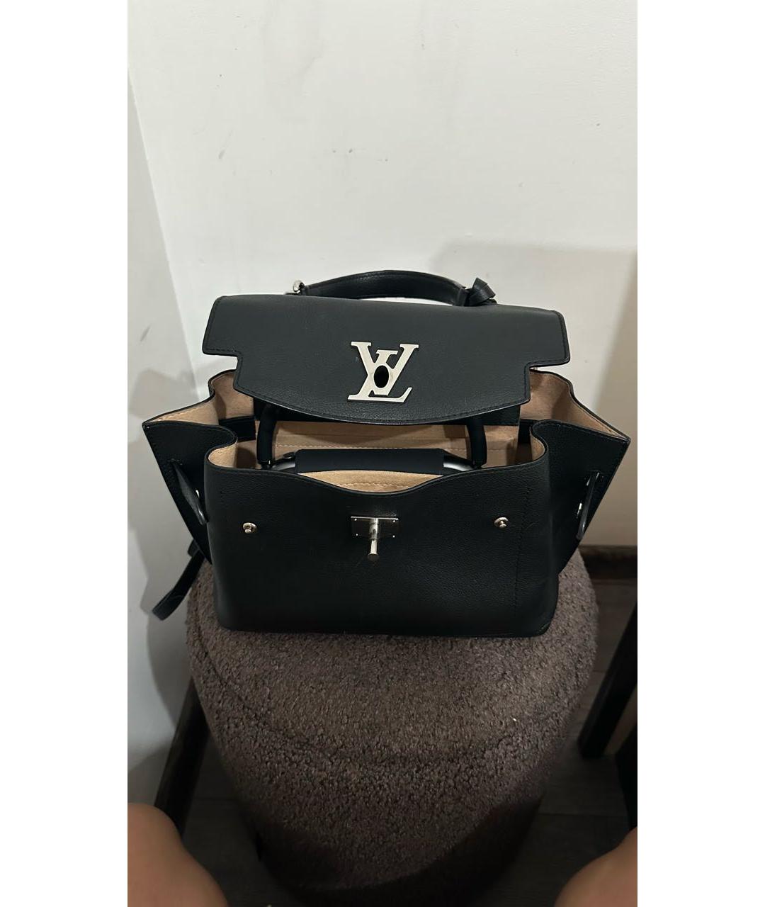 LOUIS VUITTON Черная кожаная сумка через плечо, фото 4