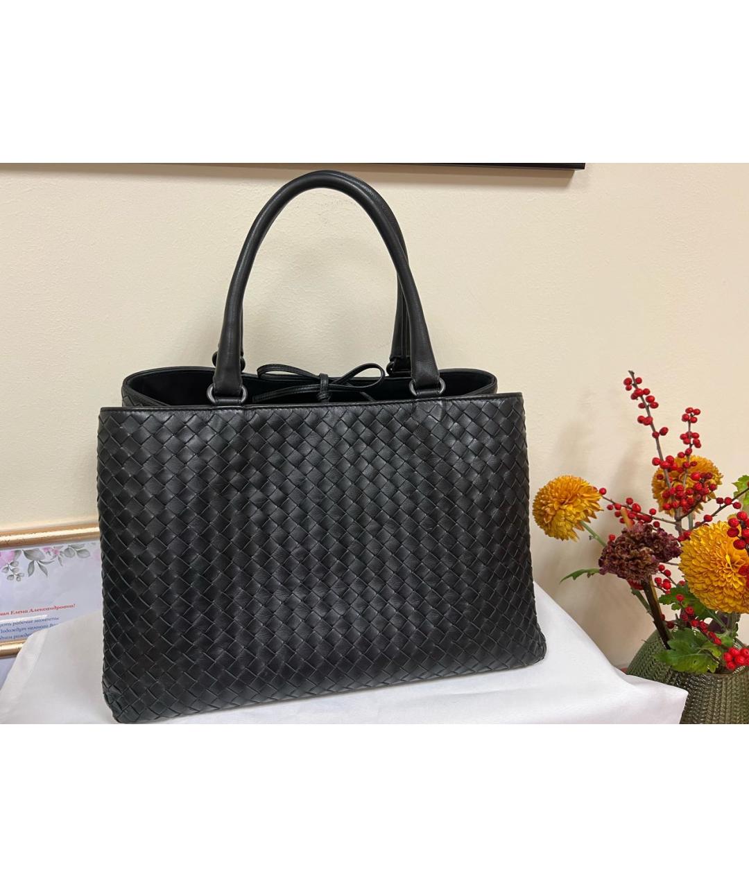 BOTTEGA VENETA Черная кожаная сумка с короткими ручками, фото 8