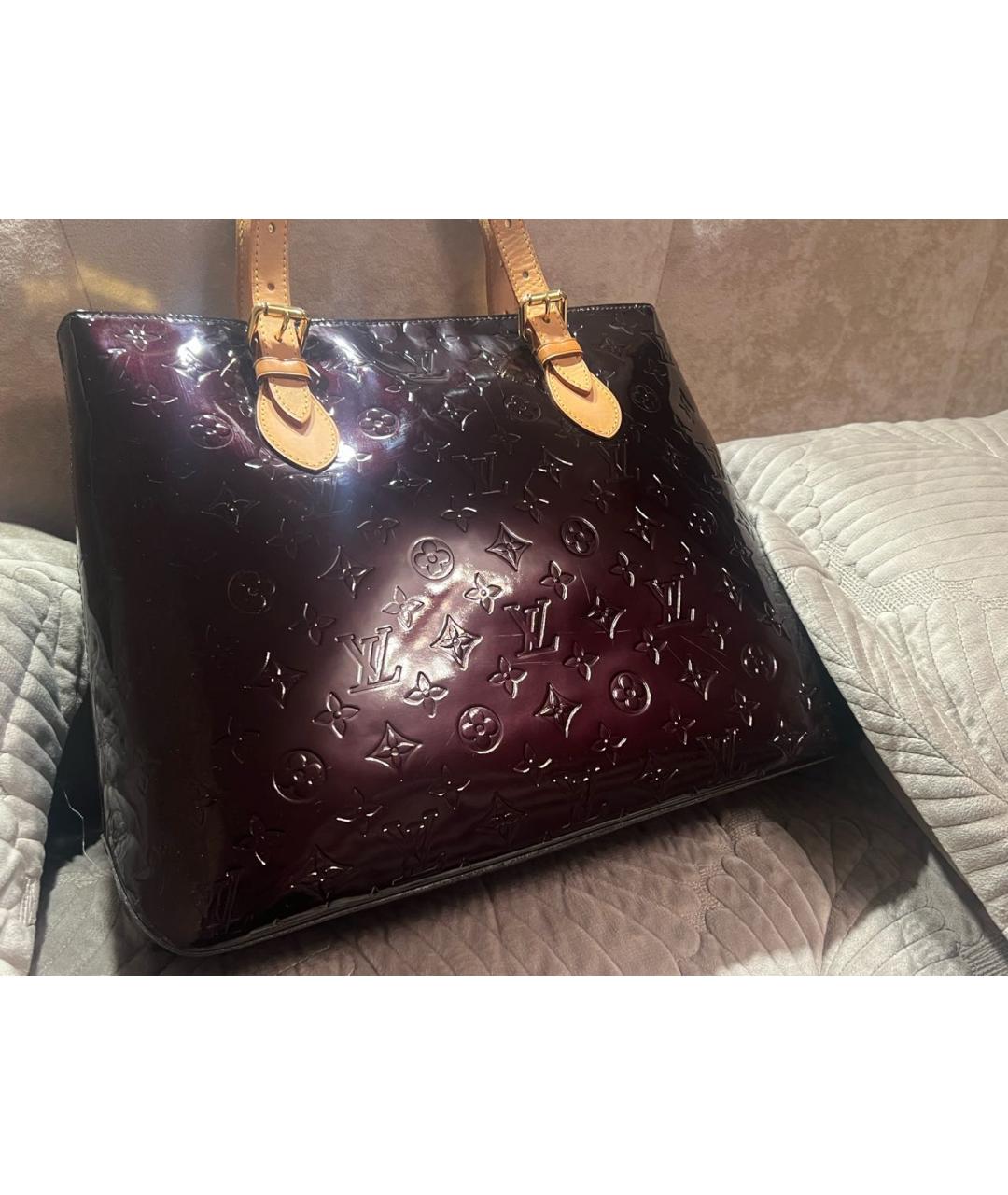 LOUIS VUITTON Бордовая сумка с короткими ручками из лакированной кожи, фото 3