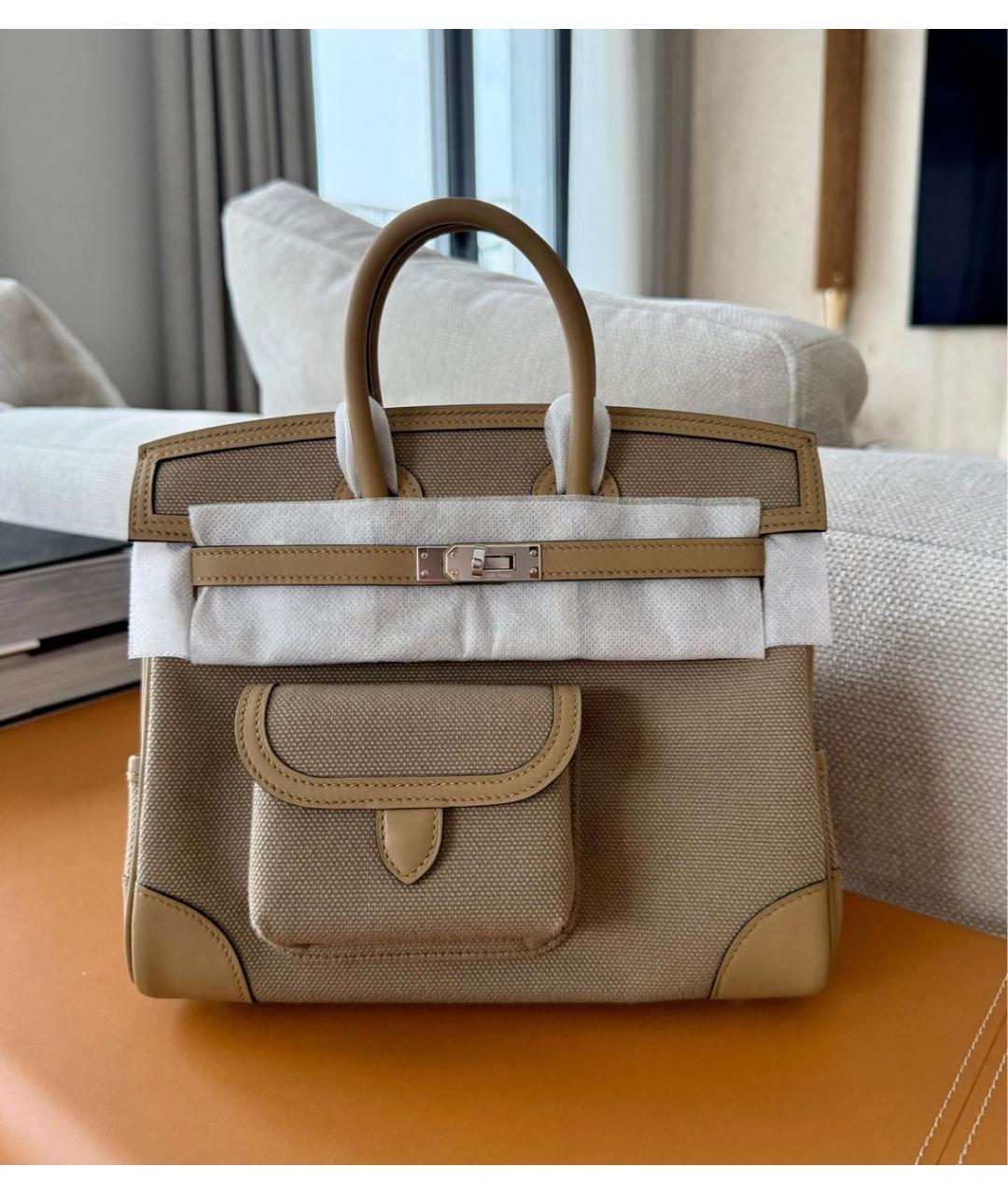 HERMES Бежевая кожаная сумка с короткими ручками, фото 3