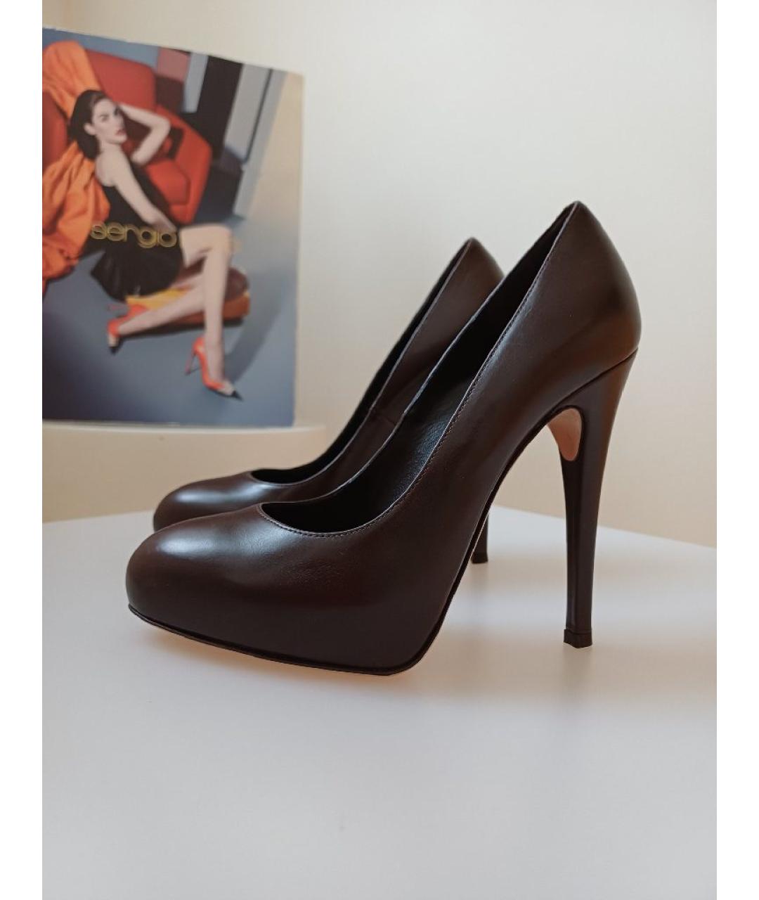 GIANVITO ROSSI Коричневые кожаные туфли, фото 2