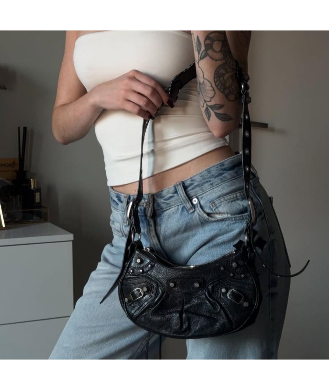 BALENCIAGA Черная кожаная сумка через плечо, фото 5