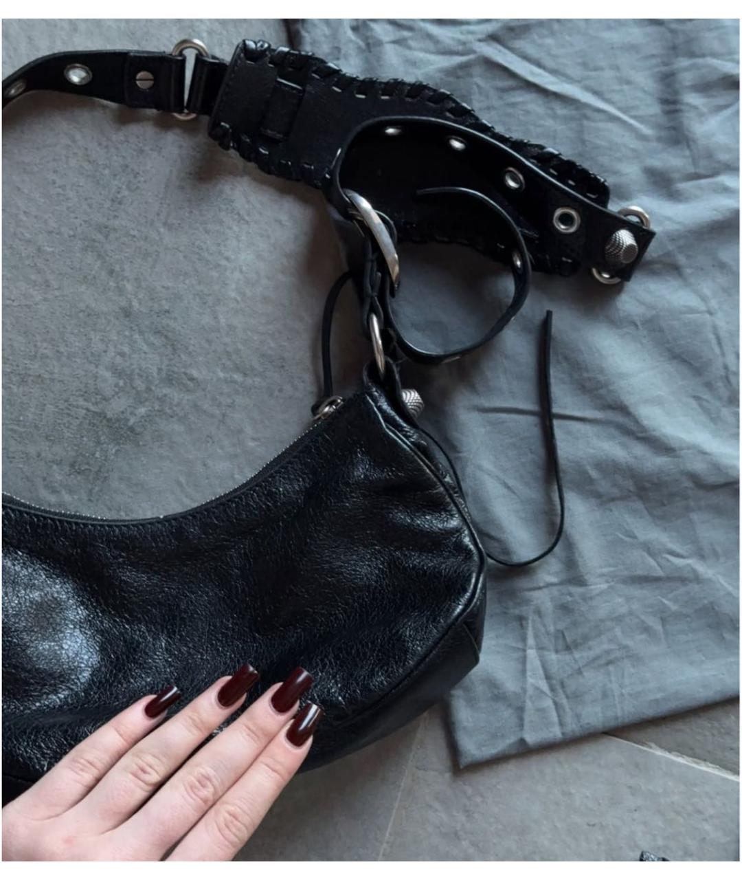 BALENCIAGA Черная кожаная сумка через плечо, фото 3