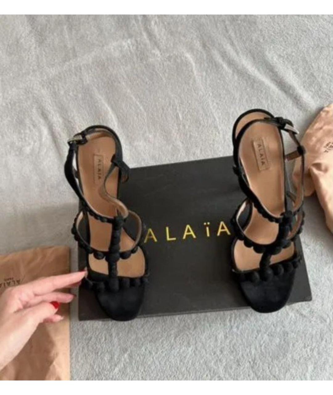 ALAIA Черные замшевые босоножки, фото 2