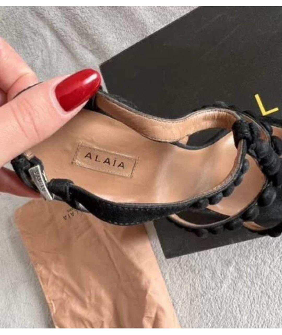 ALAIA Черные замшевые босоножки, фото 4