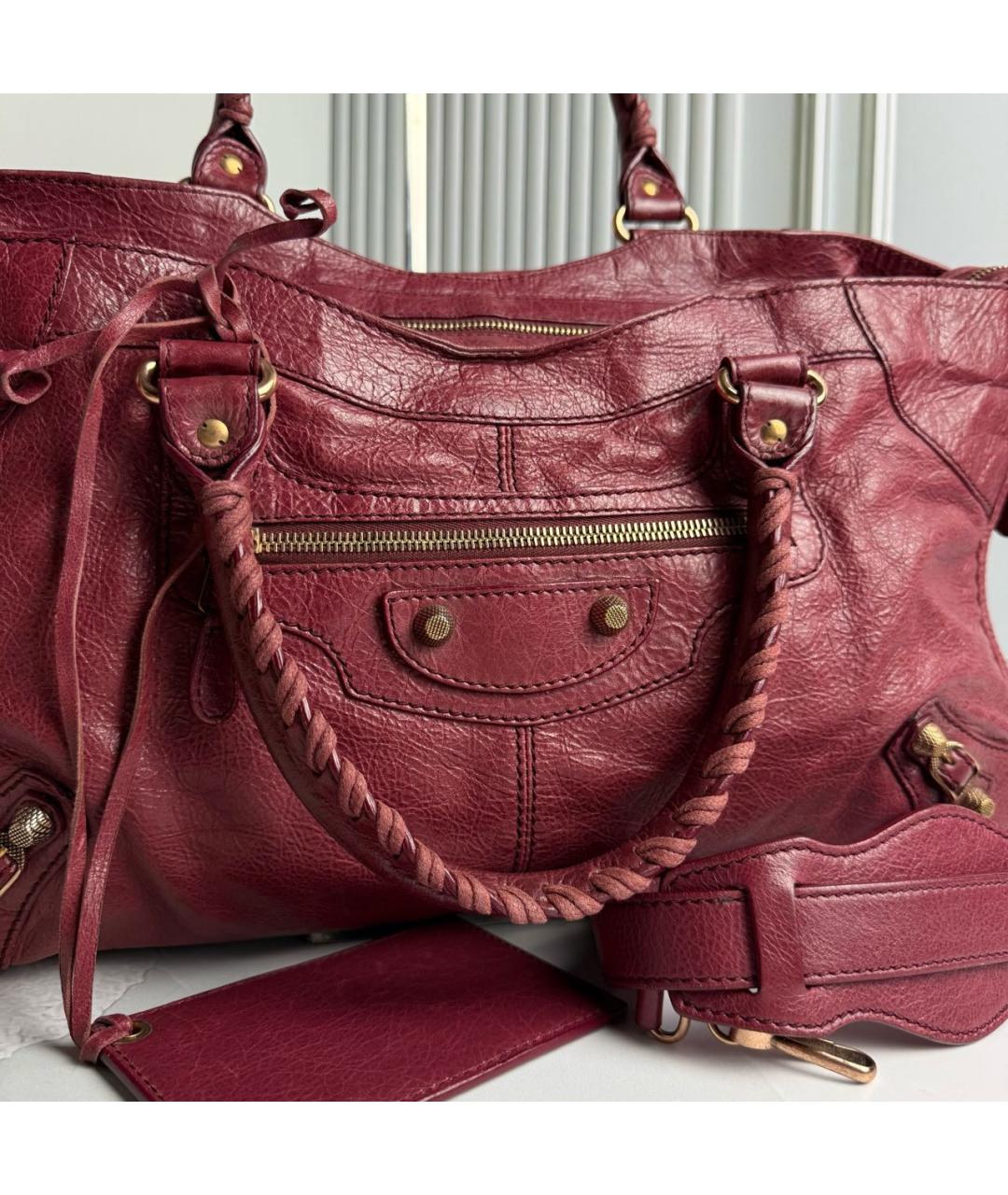 BALENCIAGA Бордовая кожаная сумка с короткими ручками, фото 2