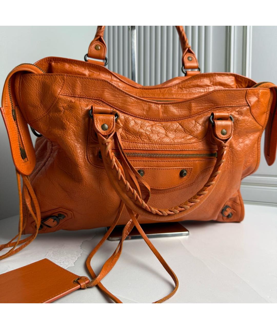 BALENCIAGA Оранжевая кожаная сумка с короткими ручками, фото 3