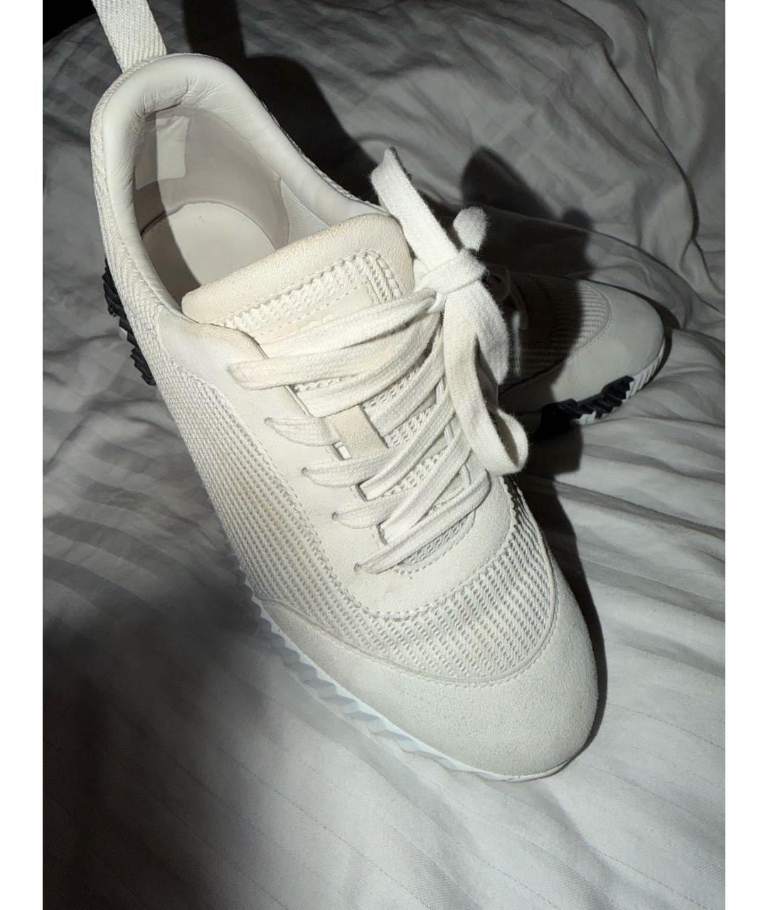 HERMES Белые замшевые кроссовки, фото 4