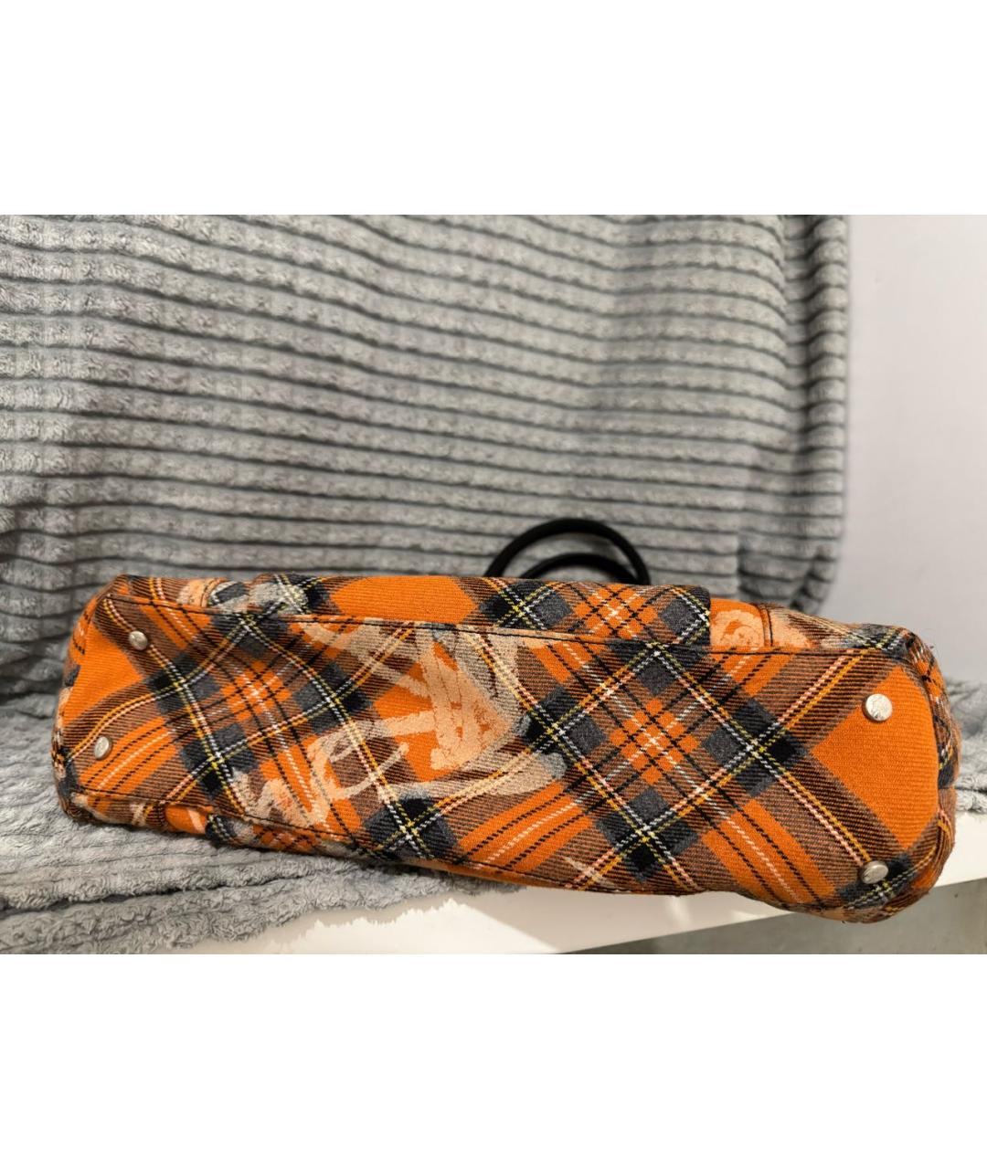 VIVIENNE WESTWOOD Оранжевая хлопковая сумка с короткими ручками, фото 3