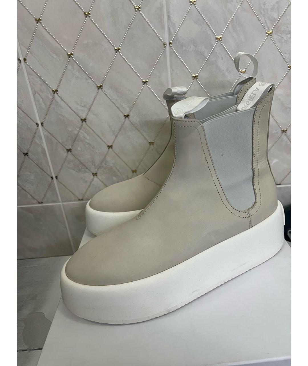 MAISON MARGIELA Бежевые замшевые сапоги, фото 2