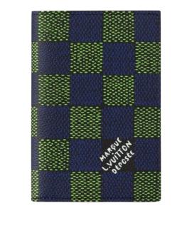 LOUIS VUITTON Кардхолдер