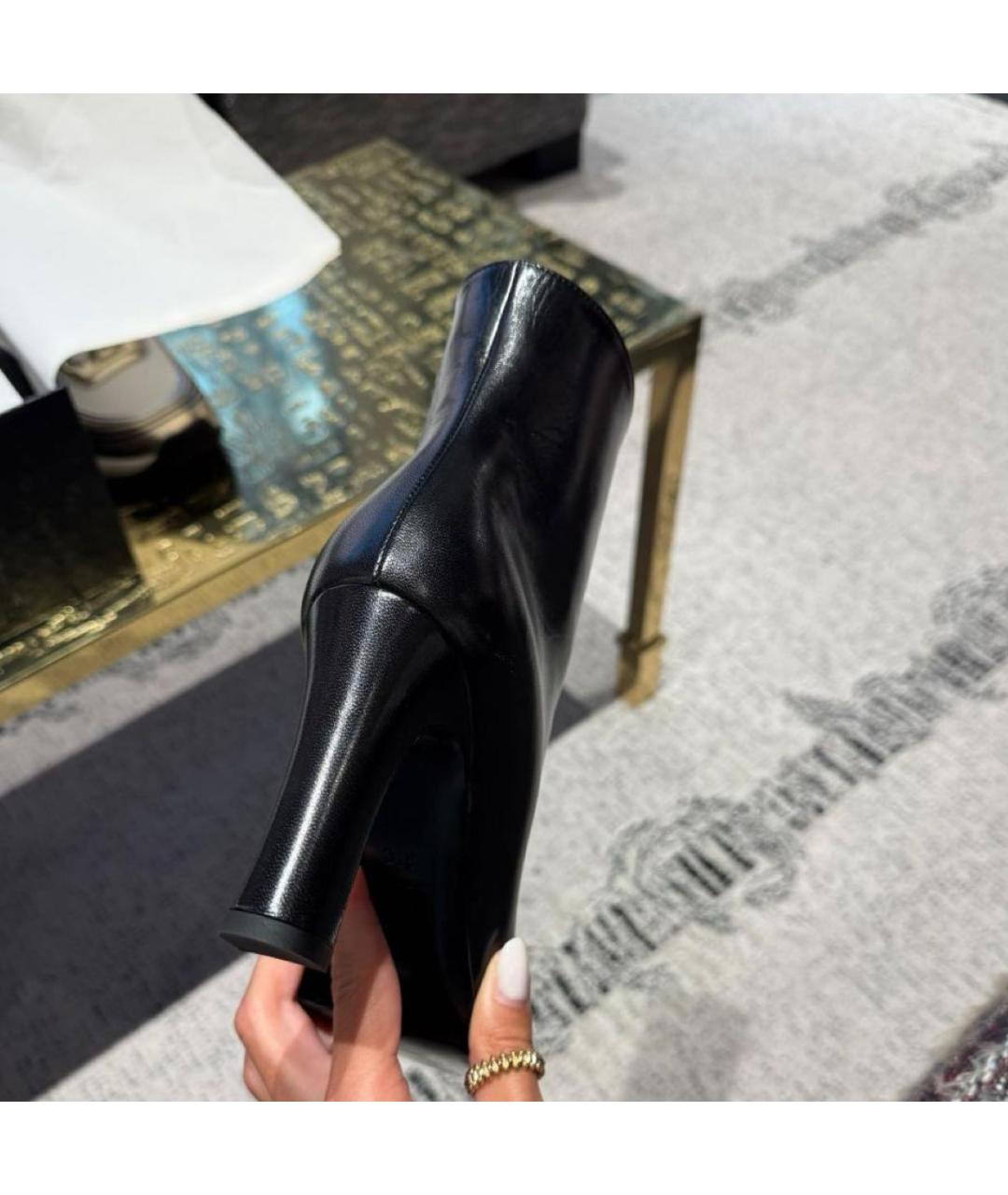 CHANEL Черные кожаные ботильоны, фото 3