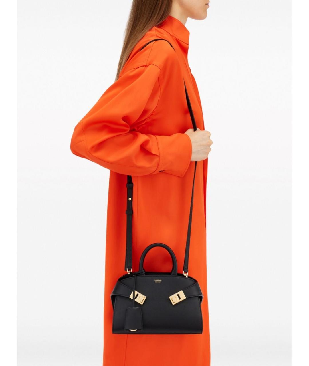 FERRAGAMO Черная кожаная сумка с короткими ручками, фото 6