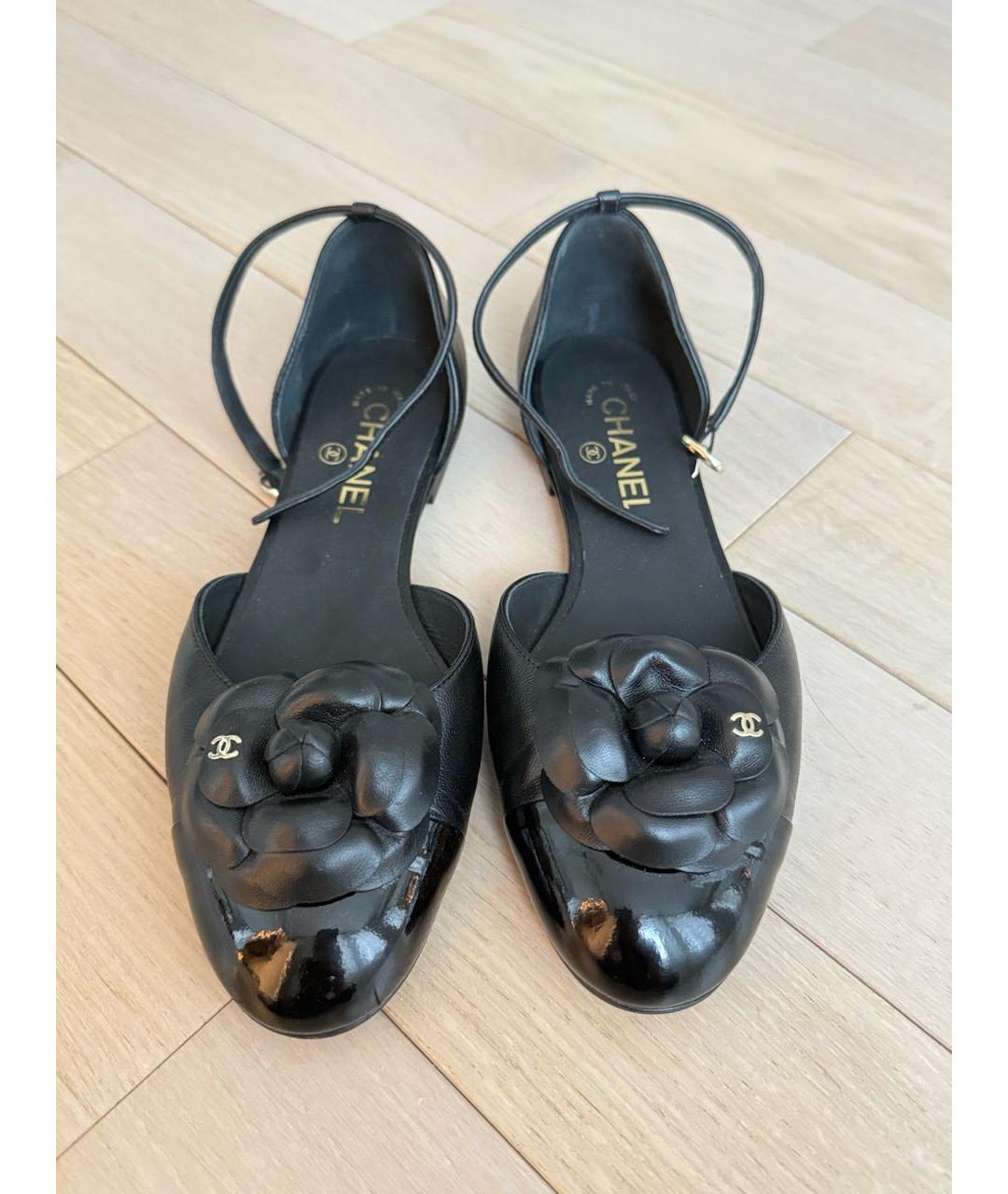 CHANEL Черные кожаные балетки, фото 2