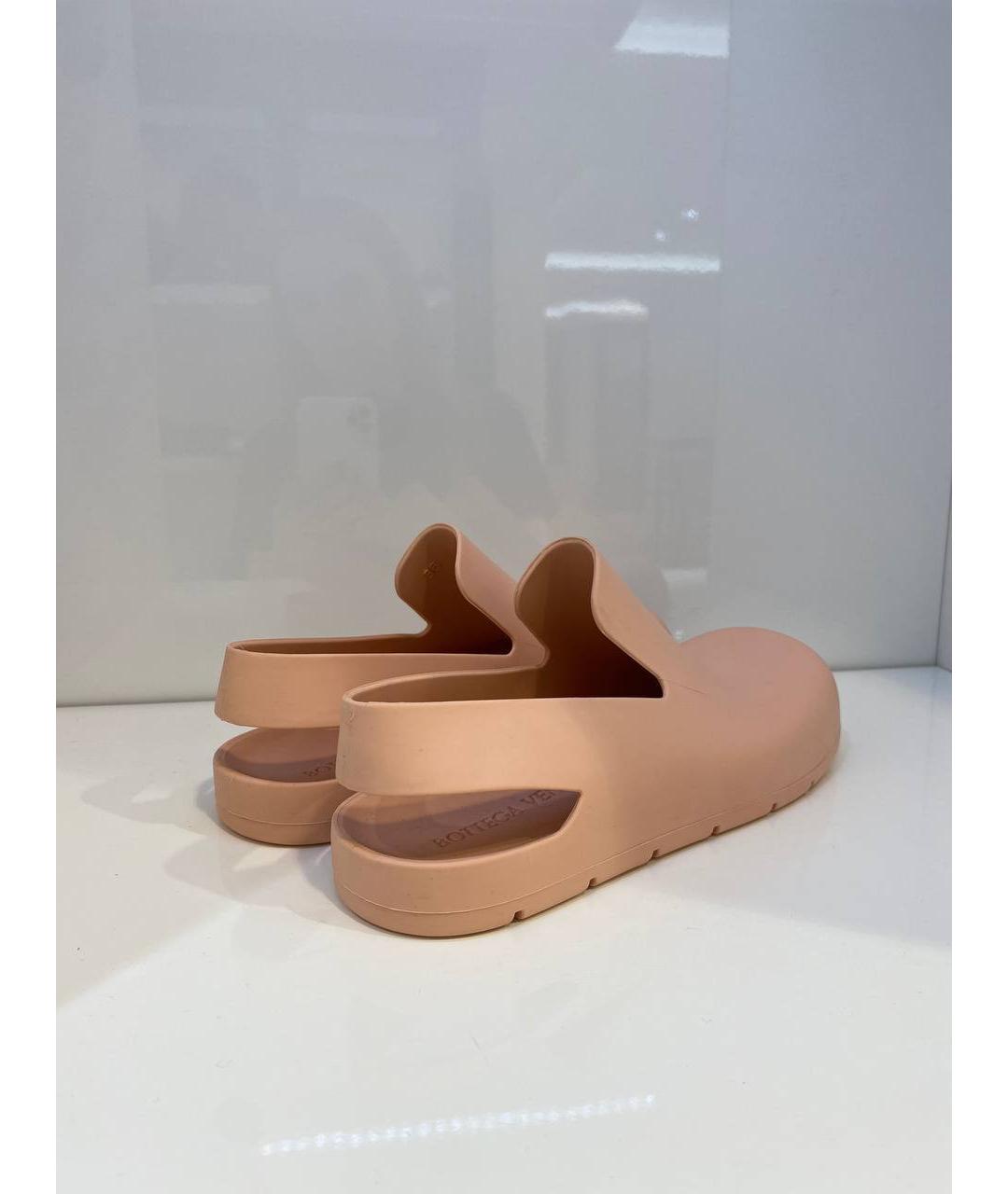 BOTTEGA VENETA Розовые резиновые сабо, фото 4
