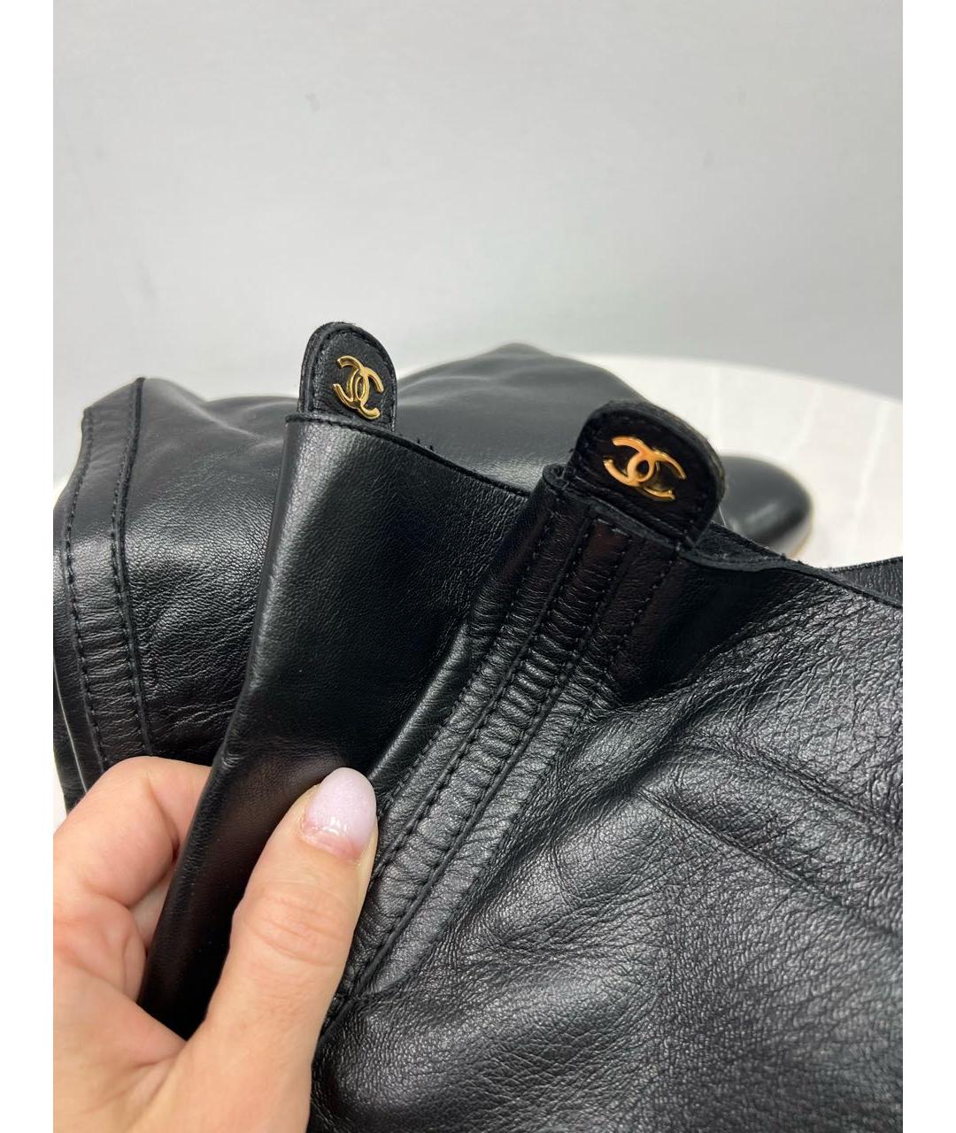 CHANEL Черные кожаные сапоги, фото 4