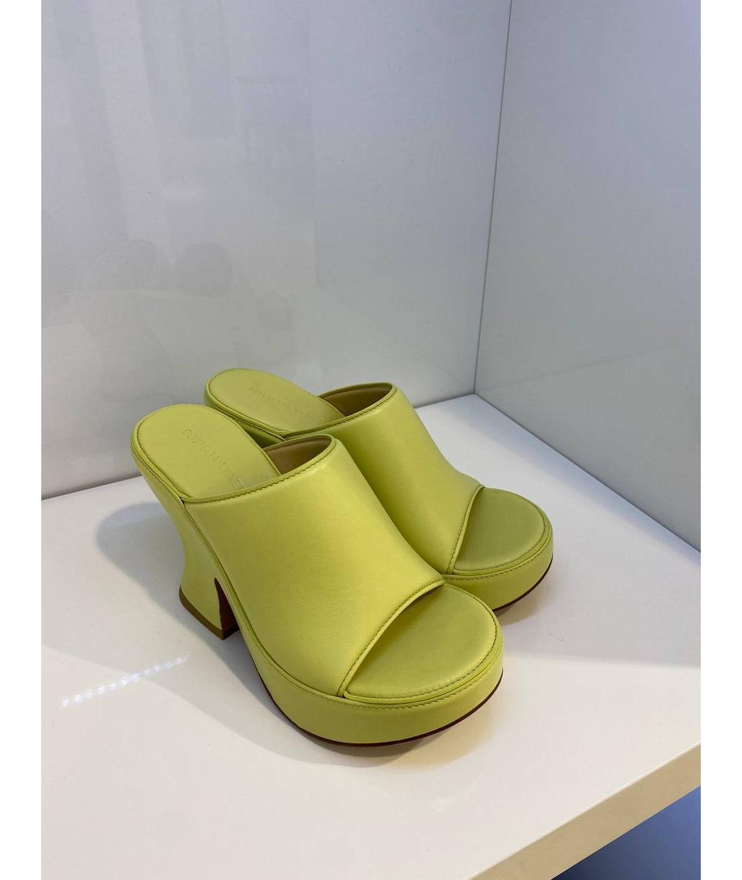 BOTTEGA VENETA Зеленые кожаные сабо, фото 2