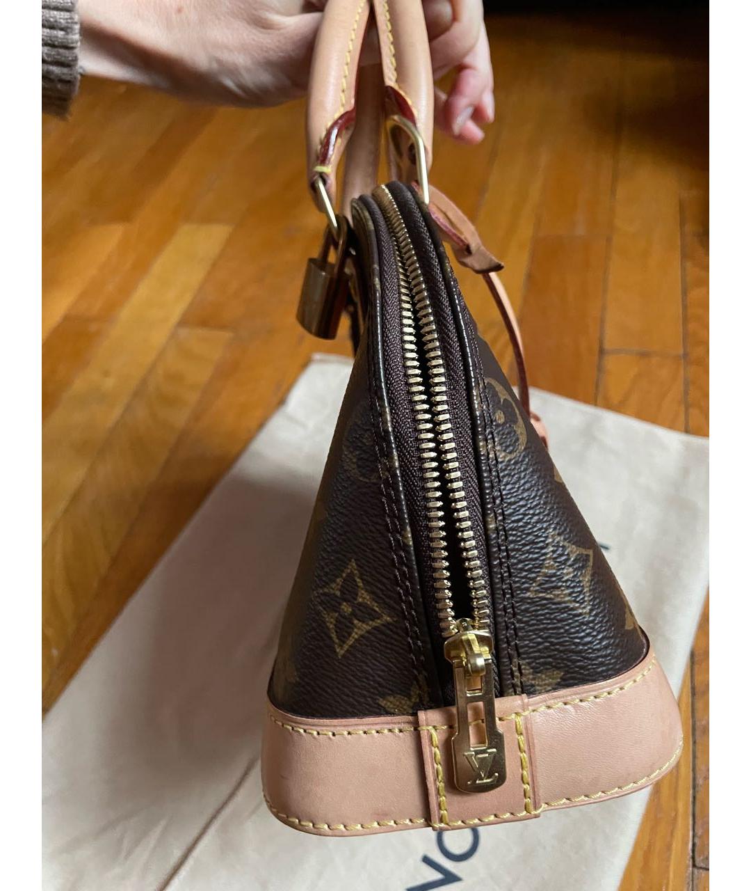 LOUIS VUITTON Коричневая кожаная сумка с короткими ручками, фото 2