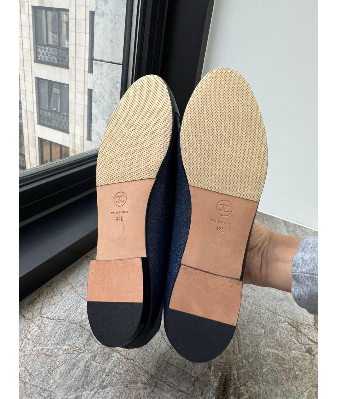 CHANEL Темно-синие кожаные балетки, фото 5