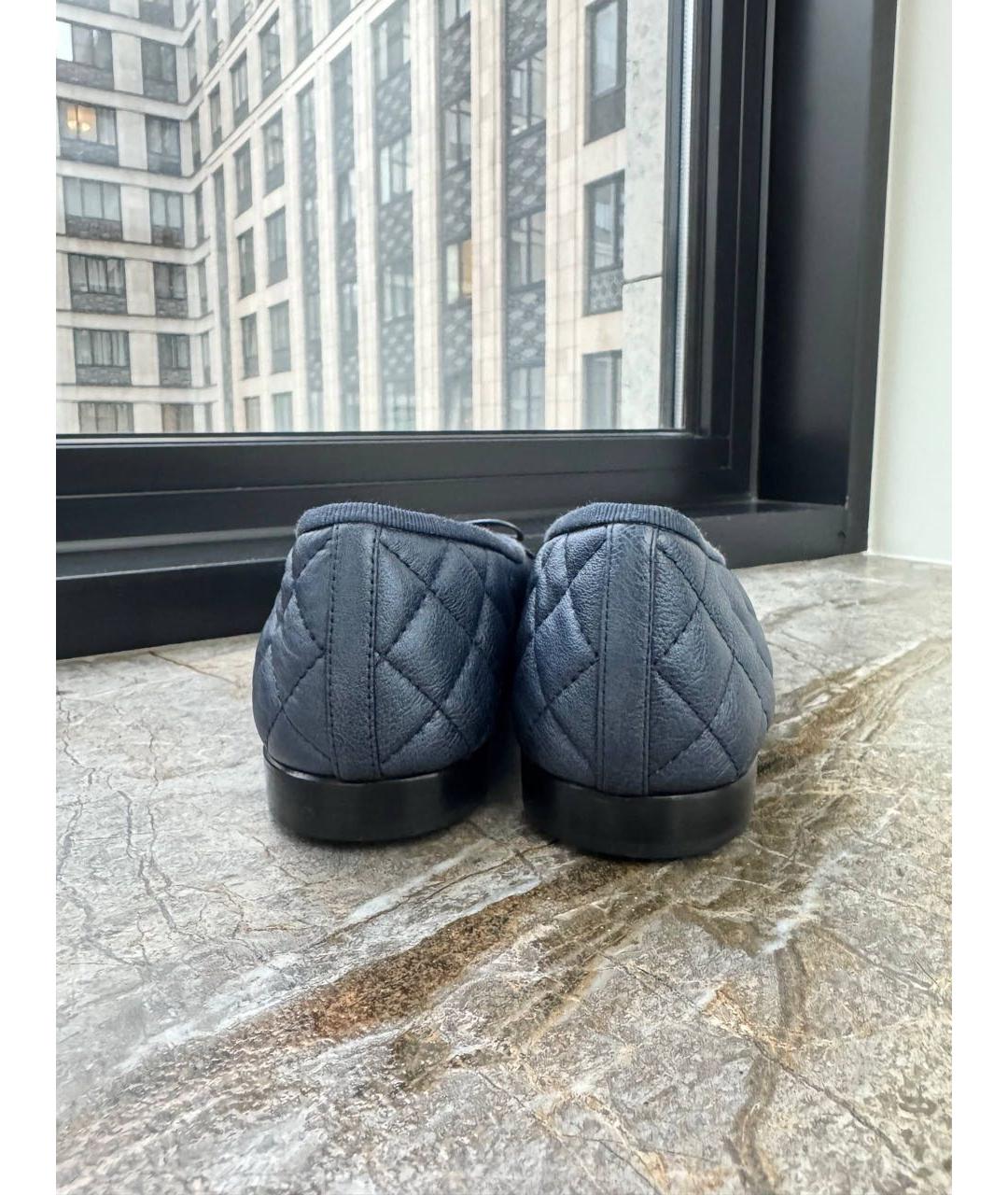 CHANEL Темно-синие кожаные балетки, фото 4