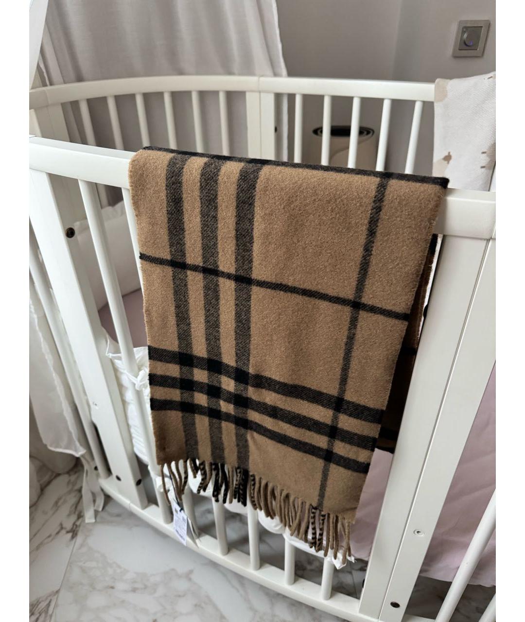 BURBERRY Коричневый шерстяной шарф, фото 2