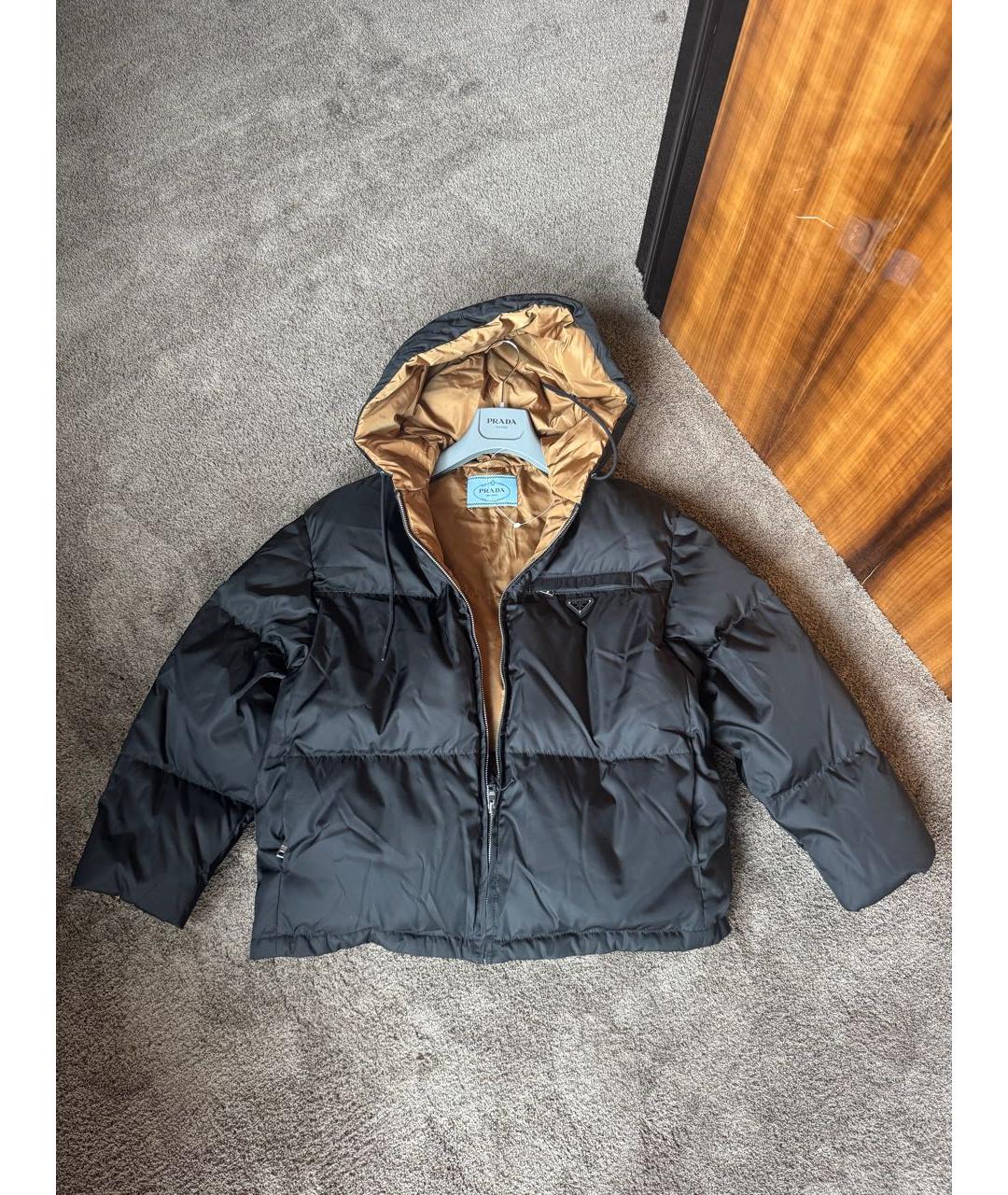 PRADA Черный полиамидовый пуховик, фото 3