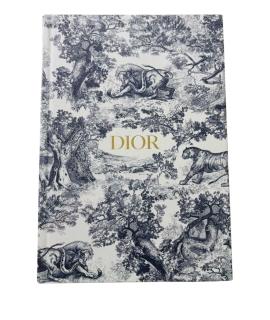 CHRISTIAN DIOR Книга