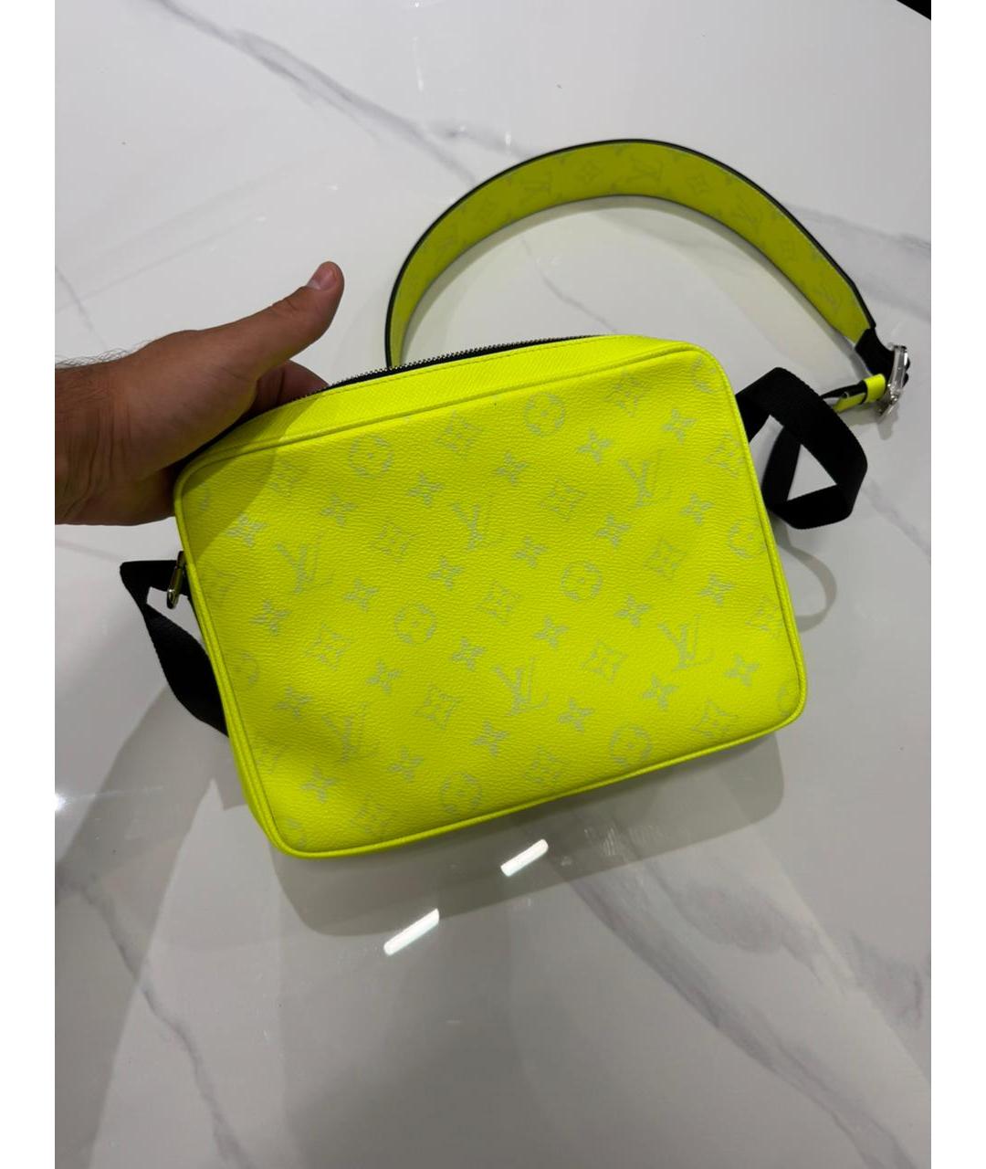 LOUIS VUITTON Желтая кожаная сумка на плечо, фото 2