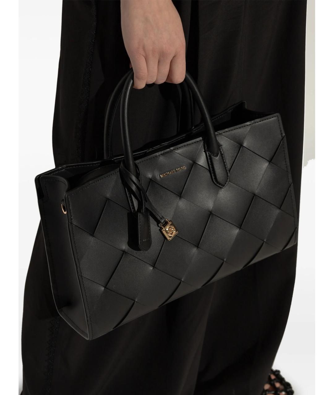 MICHAEL MICHAEL KORS Черная кожаная сумка с короткими ручками, фото 5