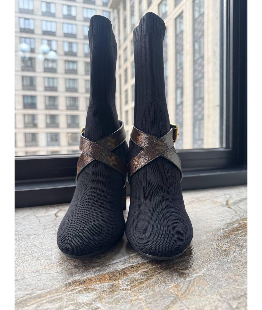 LOUIS VUITTON Черные текстильные ботильоны, фото 2
