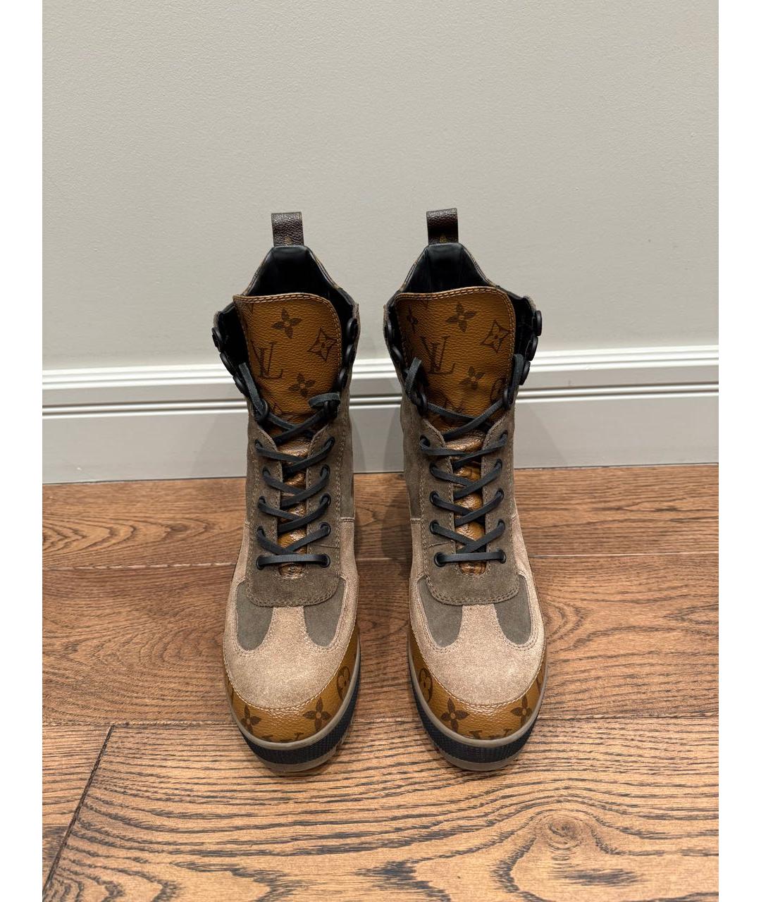 LOUIS VUITTON Коричневые замшевые ботинки, фото 2