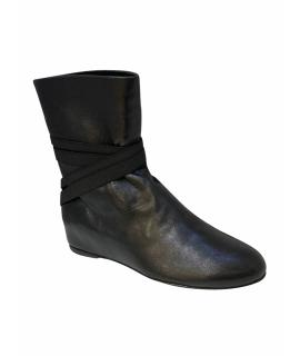 STUART WEITZMAN Ботинки