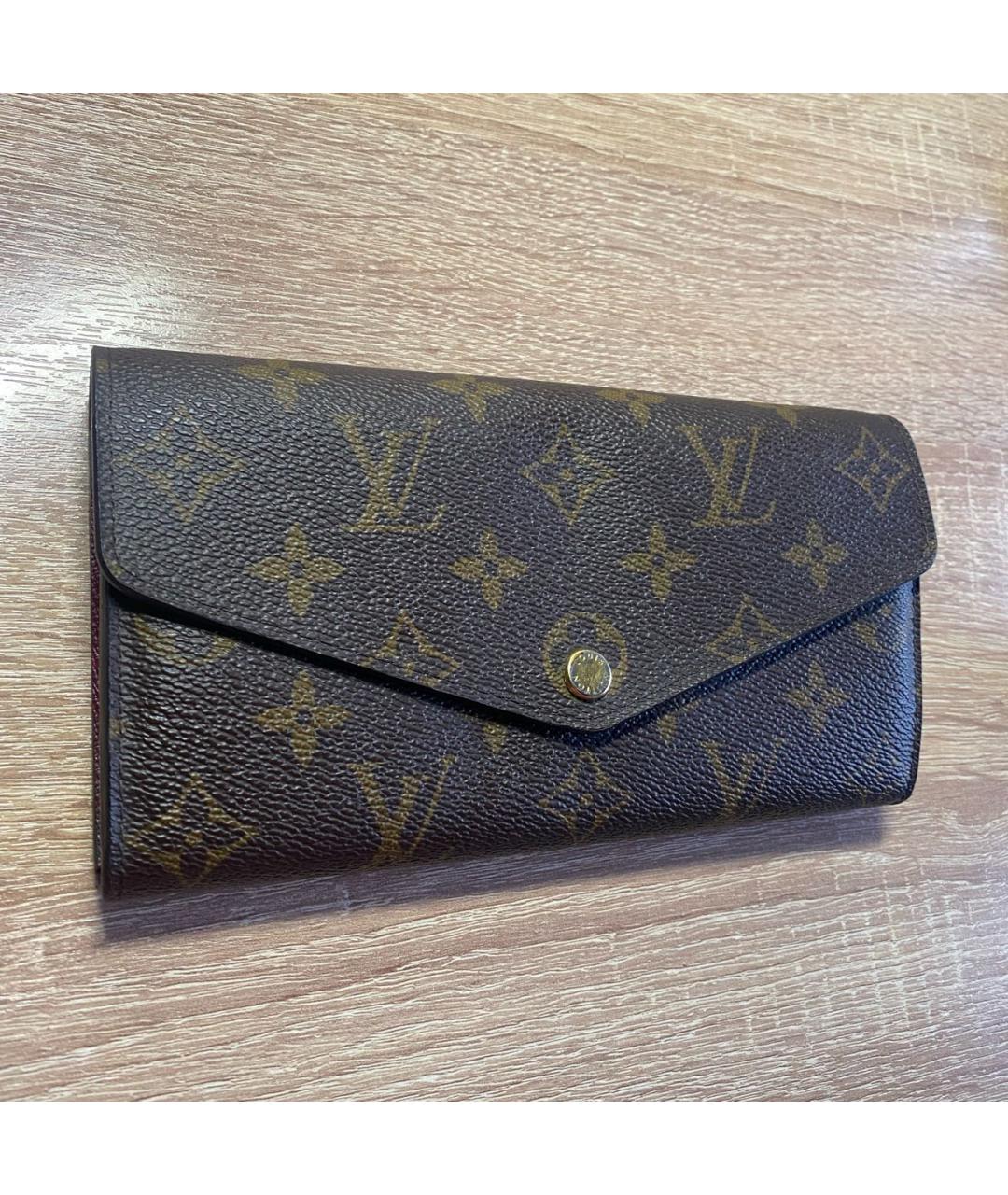 LOUIS VUITTON Коричневый кожаный кошелек, фото 2