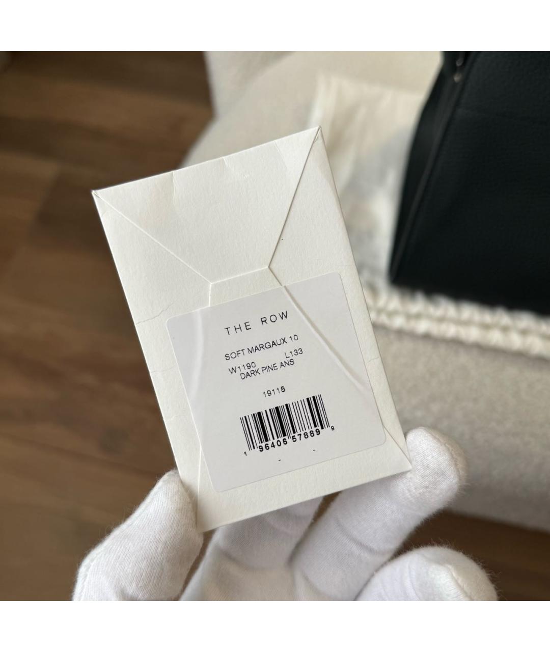 THE ROW Черная кожаная сумка с короткими ручками, фото 7