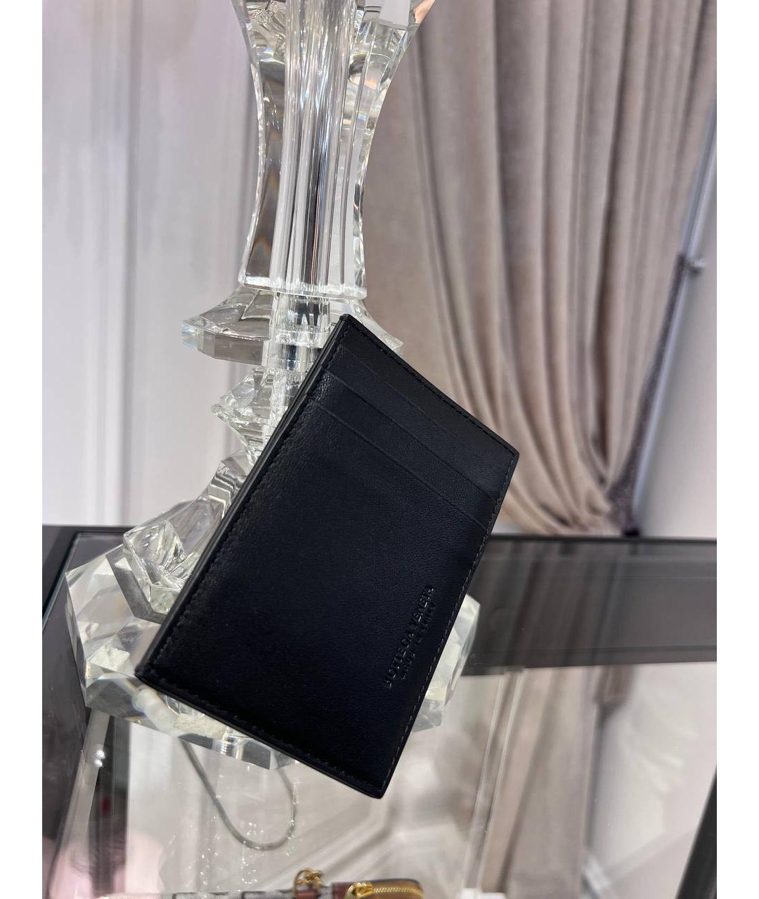 BOTTEGA VENETA Черный кожаный кардхолдер, фото 4