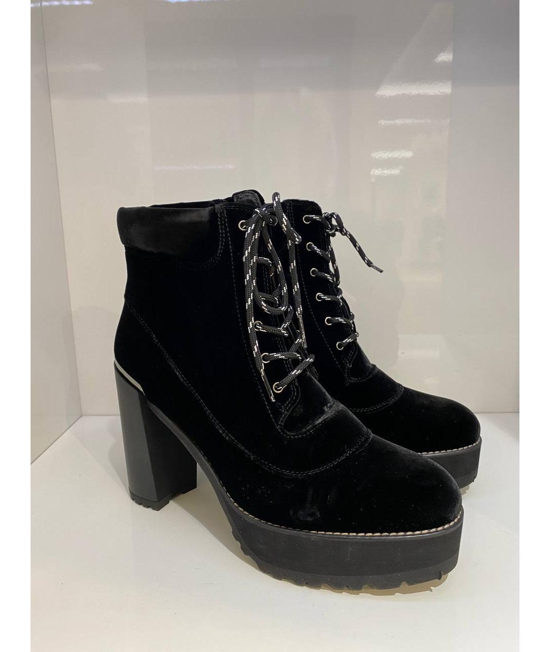 STUART WEITZMAN Черные замшевые ботинки, фото 2