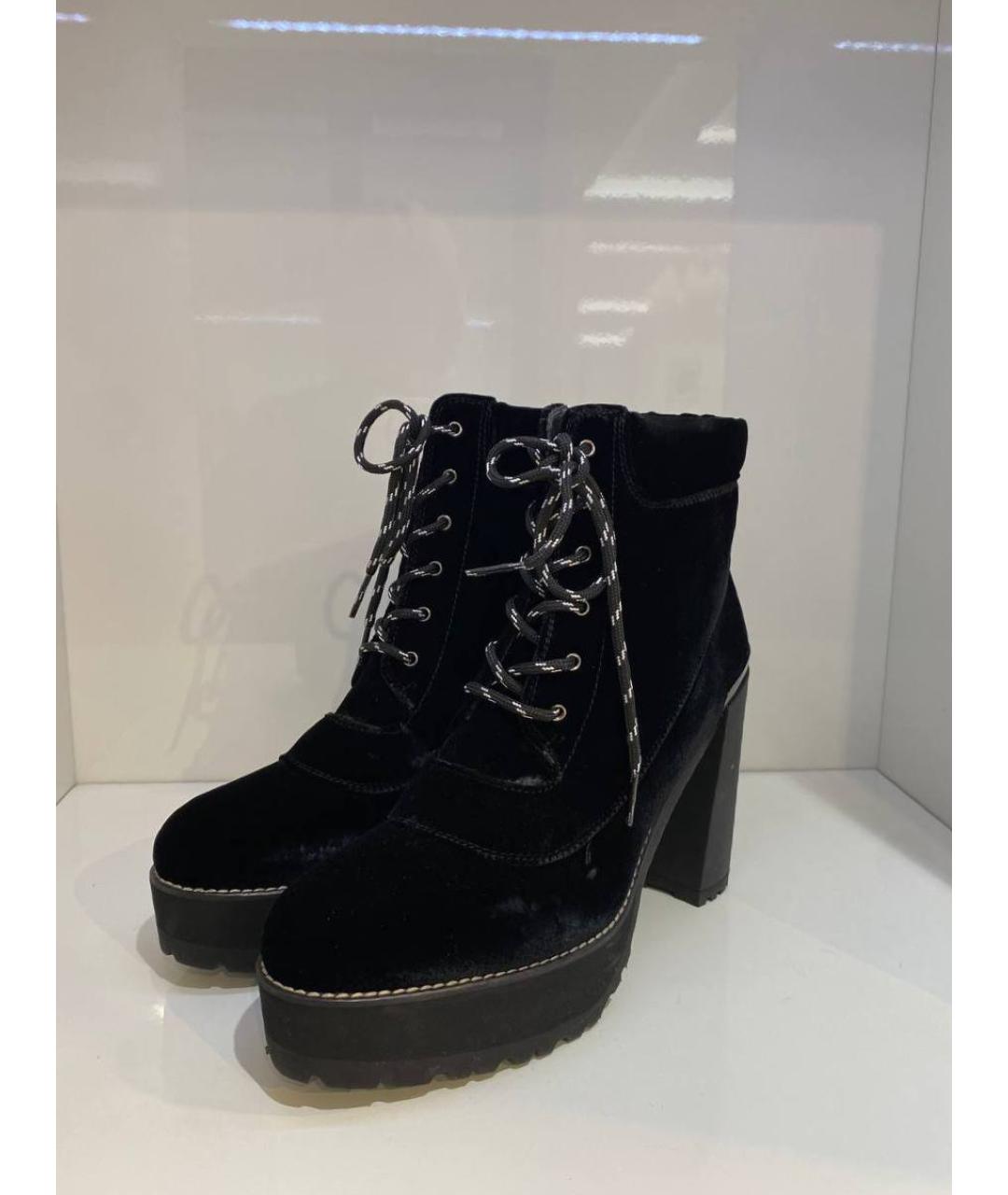 STUART WEITZMAN Черные замшевые ботинки, фото 4