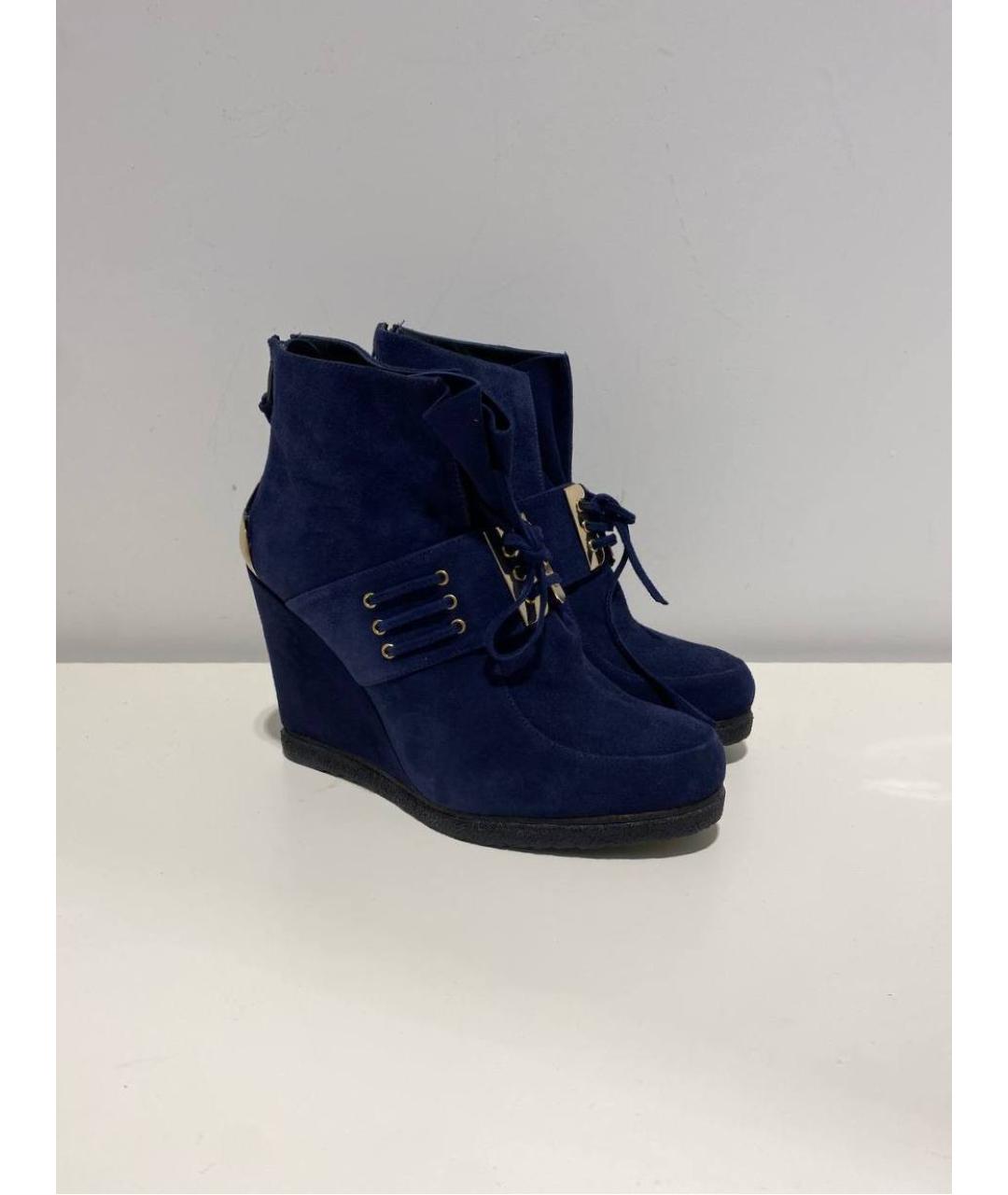 STUART WEITZMAN Синие замшевые ботинки, фото 4