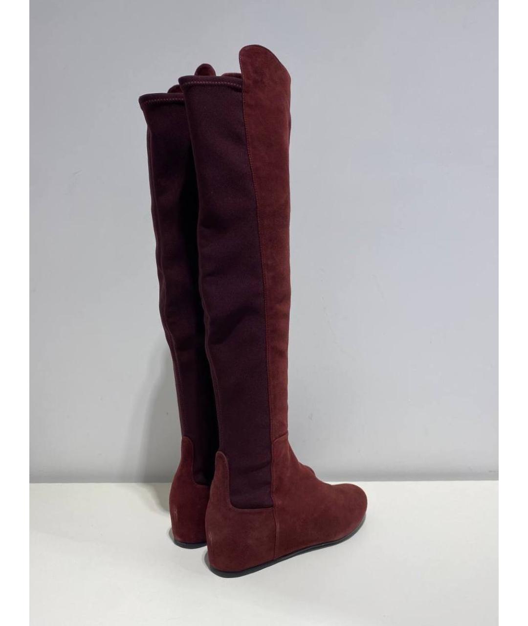 STUART WEITZMAN Бордовые замшевые сапоги, фото 3